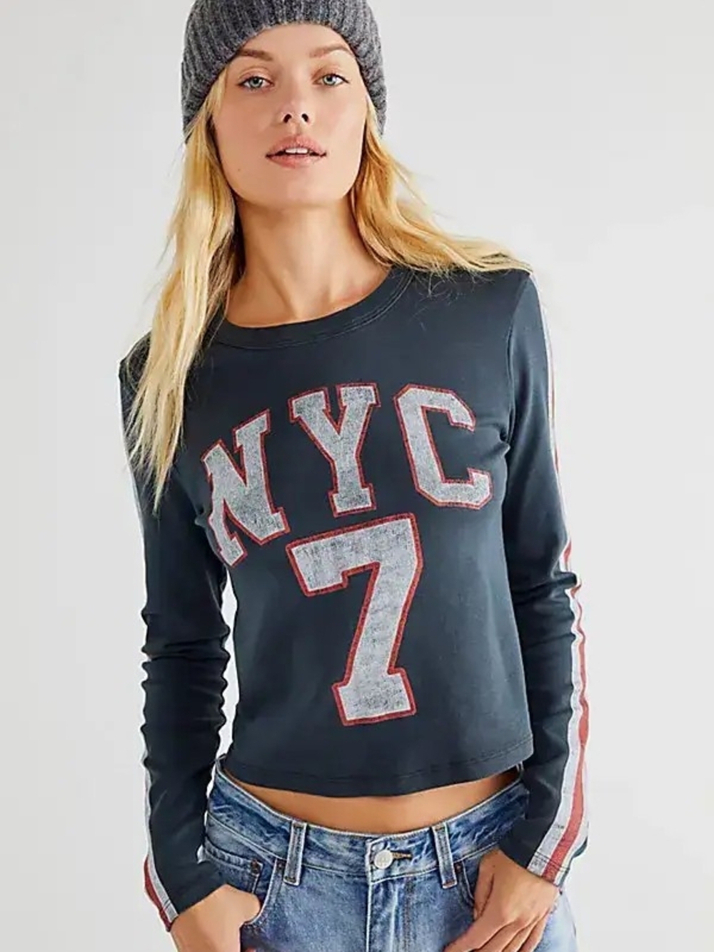 Daydreamer NYC 7 Shrunken Graphic Long Sleeve Tee Vintage Black Crop M